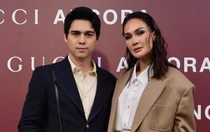 Luna Maya Diperlakukan Bak Ratu Oleh Sang Kekasih di Hadapan Publik Bikin Melting Abis