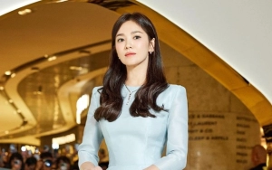 Song Hye Kyo Ngonten Cuma Pakai Baju Rumahan, Tampilan Minimalis Jadi Trending