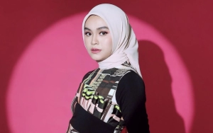 Nge-live di Jam Pocong, Salma Salsabil Minta Tak Dikritik Gegara Pakai Bahasa Kasar