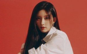 Gaeul IVE Kehilangan Tangan di Foto Backstage Konser Picu Reaksi Geram