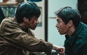 Sosok Hong Sabin Curi Perhatian Song Joong Ki, Ternyata Ada Campur Tangan Hwang Jung Min