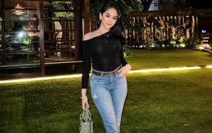 Hana Hanifah Nyanyi Lagu 'Dibalas dengan Dusta' Usai Suami Bantah Selingkuh dengan Mantan Kekasih