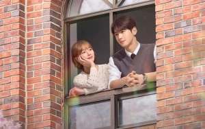 Park Gyu Young Soroti Beda Usia Dengan Cha Eunwoo di Lokasi 'A Good Day to Be a Dog'