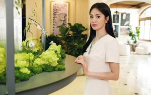 Enaknya Jadi BA, Song Hye Kyo Dapat Tas Mewah Fendi Meski Tak Lagi Rayakan Momen Khusus