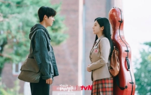 Postingan Ryeo Un Kuatkan Teori Seol In A Time Travel di 'Twinkling Watermelon'