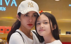 Wajah Mirip Suzy, Putri Cantik Ussy Sulistiawaty Main Musik Klasik Bak Pianis Profesional
