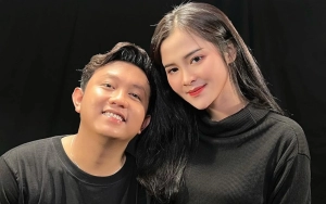 Denny Caknan Ajak Mesra-Mesraan, Bella Bonita Ngakak Lihat Kelakuan Random Suami