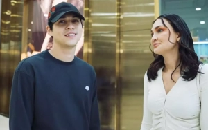 Luna Maya Alami Insiden Tak Terduga Saat Catwalk, Reaksi Maxime Bouttier Sweet
