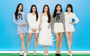 Outfit Comeback Red Velvet 'What A Chill Kill' Bocor