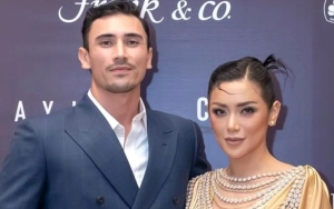 Rayakan Anniv Dengan Vincent Verhaag, Jessica Iskandar Berharap Selalu Dimabuk Asmara