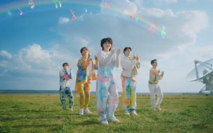 SEVENTEEN Rilis MV 'God of Music', Adegan S.Coups Yang Cedera ACL Bikin Campur Aduk