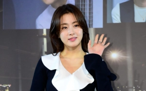 Bagi Maternity Shoot Elegan, Kang Sora Ngode Comeback Usai Lahiran Anak Ke-2