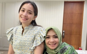 Rieta Amilia Pakai Baju Brand Nagita Slavina di Jakarta Fashion Week, Style Gonjreng Kece Badai