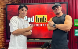 Didandani Vidi Aldiano, Penampilan Deddy Corbuzier Jadi Beda Banget