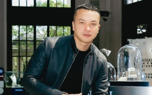 Aksi Nicholas Saputra Live IG Viral, Reaksi Kala Notice Komentar Kocak Fans Bikin Melting