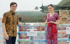 Rizky Nazar dan Syifa Hadju cs Ikut Pelepasan Pesawat Bantuan Palestina Bareng Presiden Jokowi