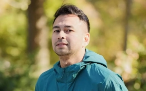 Raffi Ahmad Heboh Wajahnya Terpampang di Times Squere New York