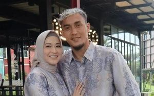 Okie Agustina Unggah Postingan Galau Usai Suami Diduga Jalan Dengan Wanita Lain