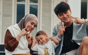 Rizky Billar Beri Komentar Random Saat Lesti Kejora Tampil Kece Serba Hitam