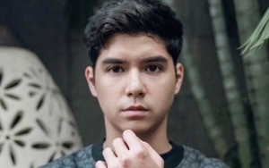 Al Ghazali dan Mantan Digoda Usai Unggah Foto dari Event yang Sama