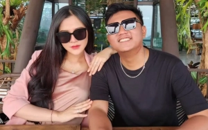 Denny Caknan Pasrah Disulap Jadi Feminin oleh Bella Bonita