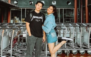 Jonathan Alden Gak Masalah Hubungan dengan Awkarin Diledek bak Tante Ponakan