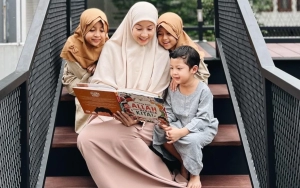 Natasha Rizky Tampik Dugaan Anak Bungsu Acungkan Jari Tengah