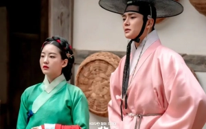 'The Matchmakers' Episode 7 Recap: Rowoon Pertaruhkan Nyawa Demi Cho Yi Hyun