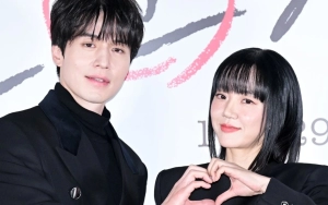 Lee Dong Wook Terbeban oleh Gelar Partner Akting Terbaik dari Lim Soo Jung