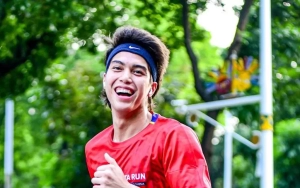El Rumi Selipkan Kalimat Menggelitik Saat Pamer Sabuk Kejuaraan 