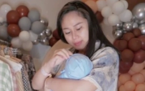 Denise Chariesta Curhat Nyesek Perkara Berat Badan Sang Bayi