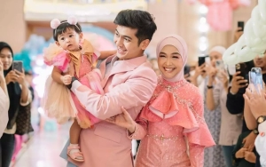 Momen Teuku Ryan Momong Anak Sendirian Tanpa Ria Ricis Bikin Terenyuh