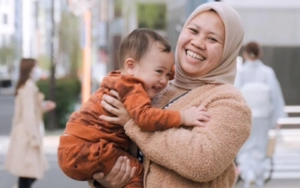 Rayyanza Cipung Dapat Kado Penuh Makna dari Sus Rini di Ultah Kedua