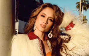 Cinta Laura Ternyata Lakukan Improvisasi Mengejutkan di Runway Paris Fashion Week