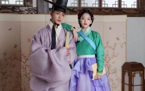 Rowoon Dibuat Gemas oleh Tingkah Cho Yi Hyun di Lokasi Syuting 'The Matchmakers'