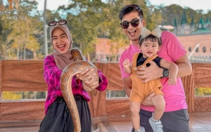 Ria Ricis Liburan Bareng Anak usai Klarifikasi Soal Jadwal Asuh Teuku Ryan