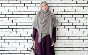 Natasha Rizky Tampil Stunning Saat Catwalk di Acara Fashion Show