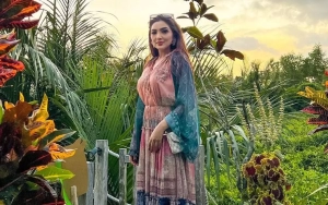 Ashanty Kenakan Gaun Elegan Saat Kondangan Bak Saingi Pengantin 