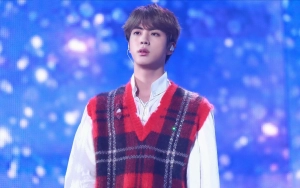 Jin BTS Pamerkan Kenaikan Pangkat Militer Pada Hari Ulang Tahun