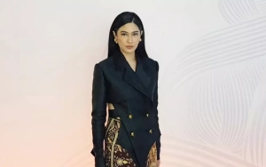 Dian Sastro Tampil Kece di Pemotretan Terbaru