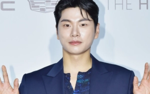 Lee Yi Kyung Bikin Syok dengan Transformasi Jadi Cowok Toxic di 'Marry My Husband' 