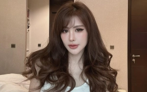 Emily Young Ryu Mellow Saat Pamer Foto Bareng Anak Tanpa Suami