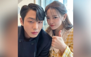 Ahn Hyo Seop dan Kim Sejeong Terciduk Asyik Sendiri Kala Reuni di AAA 2023