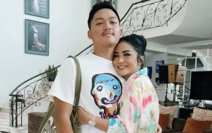 Kris Dayanti Ngode Ajak Azriel Hermansyah Masuk Parpol Saat Temu Kangen