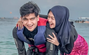 Ria Ricis dan Teuku Ryan Diterawang Tengah Bermasalah Karena Keuangan