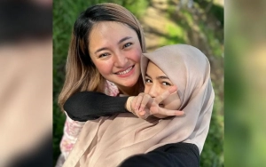 Marshanda Adu Cantik Bareng Sienna kala Liburan Natal