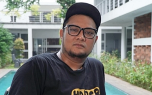 Kakak Virgoun Akhirnya Damai dengan Eva Manurung di Momen Natal