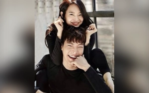 Kim Woo Bin Gantian Kirimkan Food Truck untuk Dukung Shin Min A