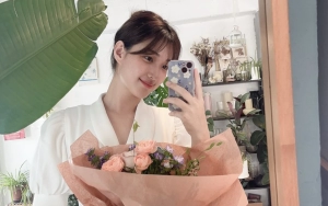 Yulhee Pamer Rayakan Natal Bareng 3 Buah Hati meski Tak Dapat Hak Asuh