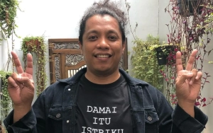 Arie Kriting Beri Reaksi Cerdas Usai Dituding Jadi Buzzer Politik
